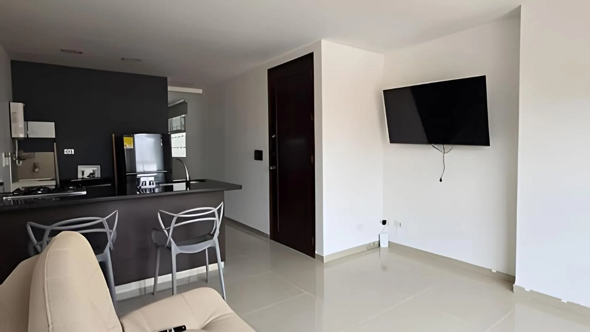 Apartment Edificio En Medellin Barrio Laureles Estadio Colombia